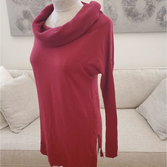 Caslon Side Slit Convertible Cowl Neck Tunic size Medium in Red - Picture 6 of 12